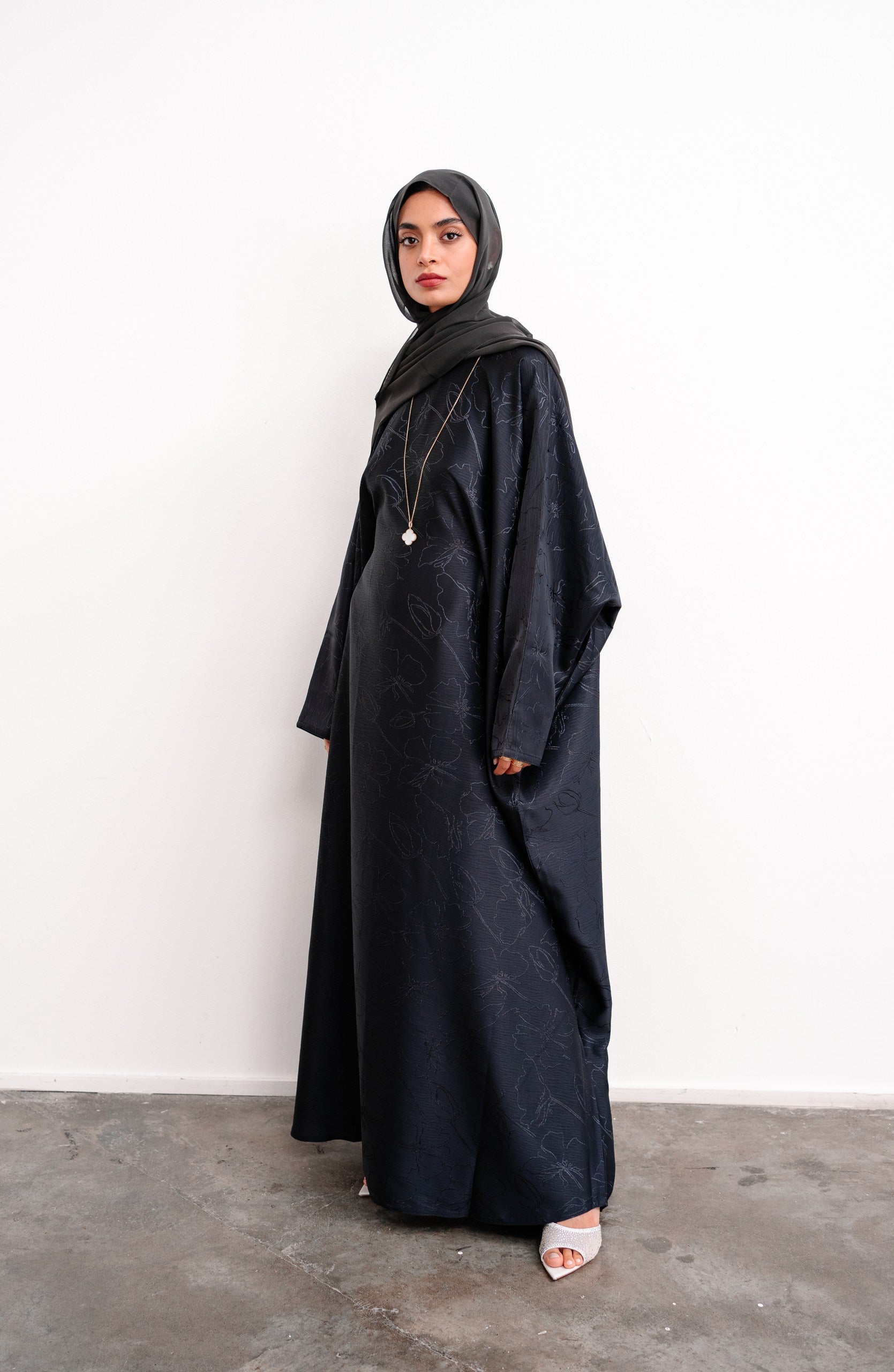 QAMAR Butterfly Abaya