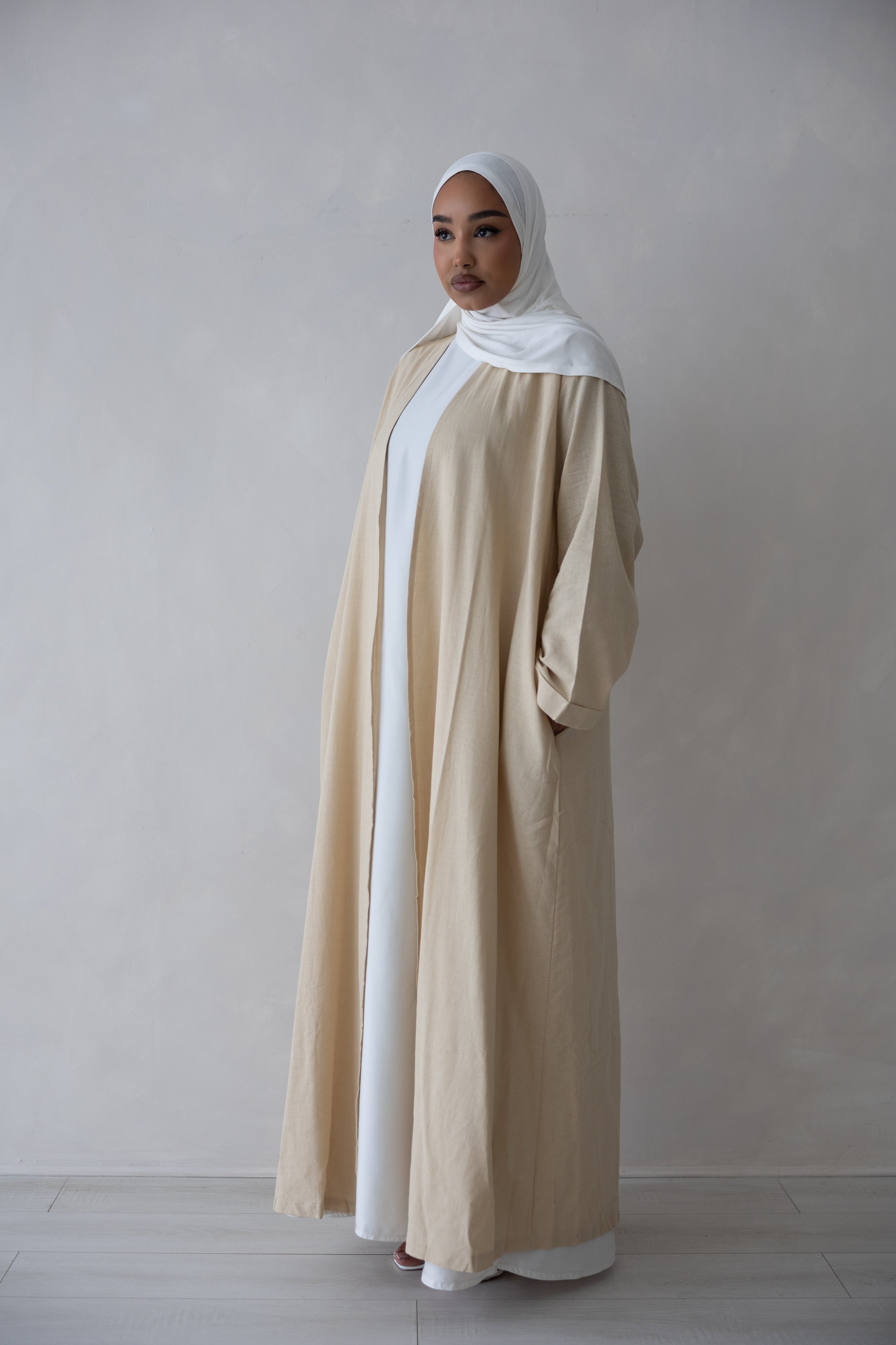Lina Open Abaya