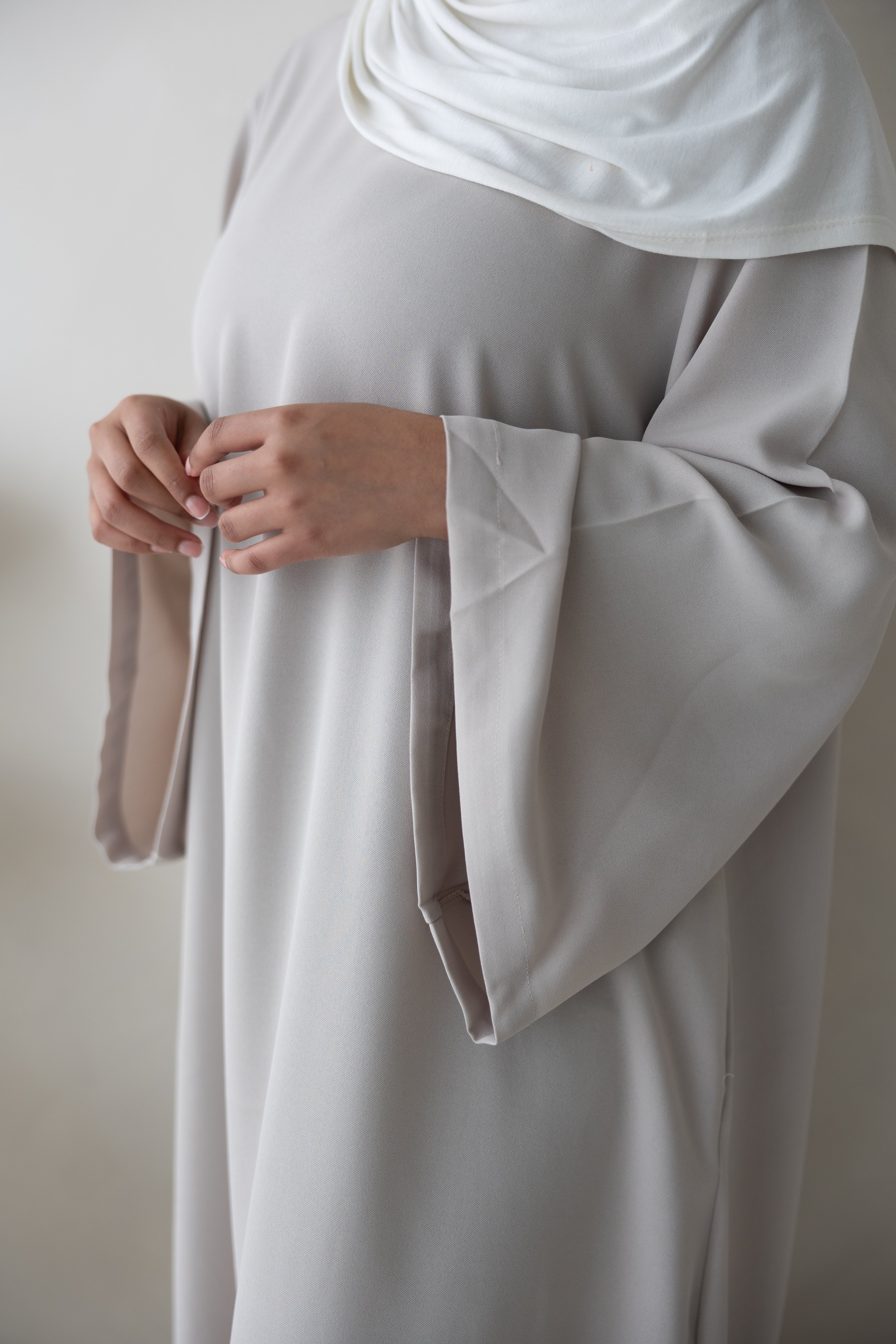 Spanish Sleeve Abaya
