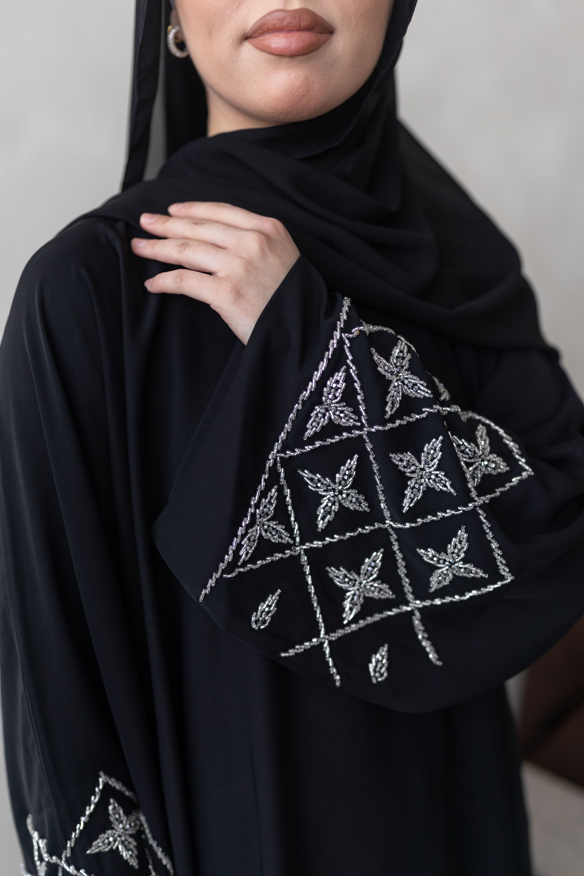 Amira Embroidered Closed Abaya