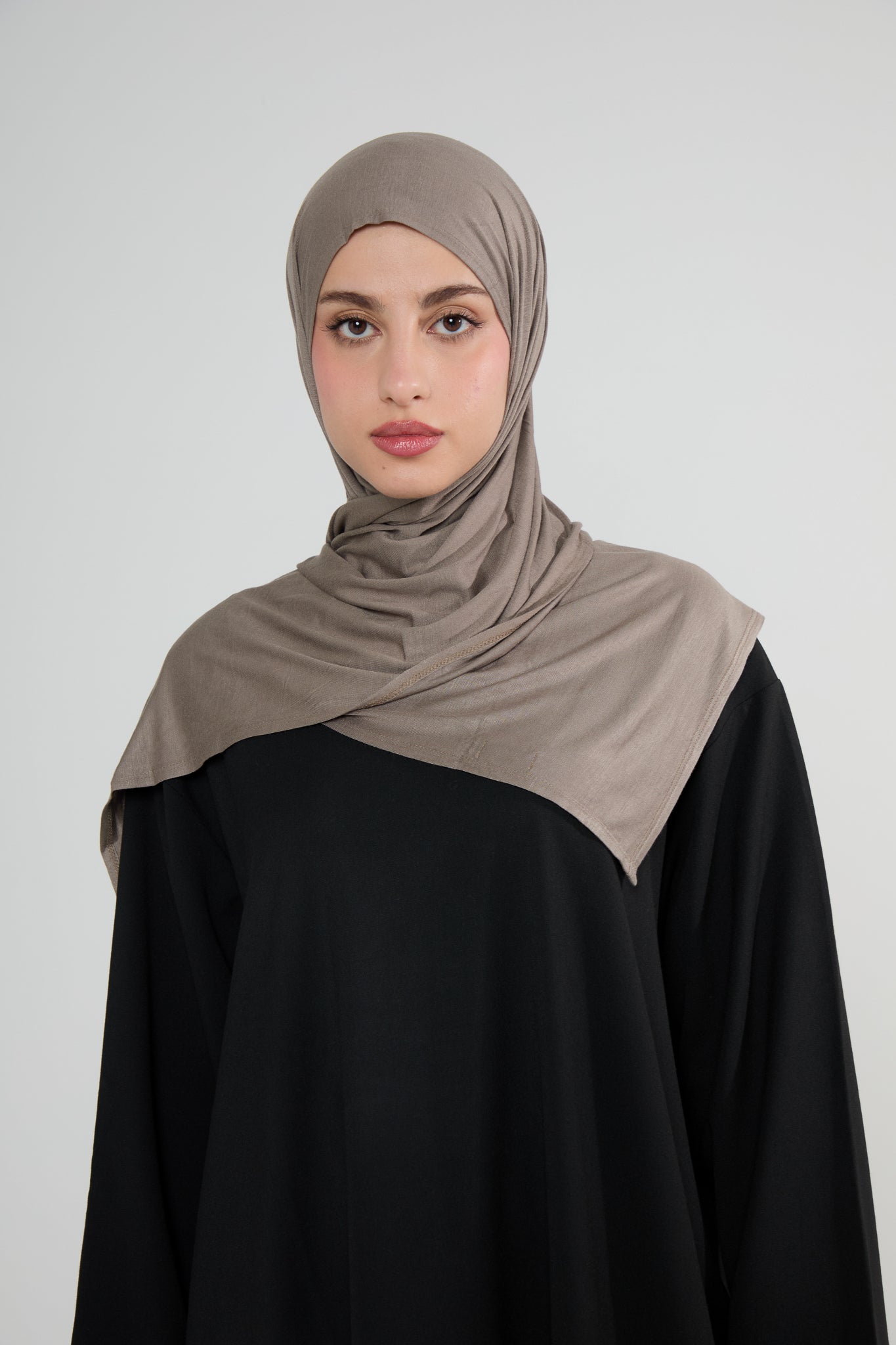 Black HAWAA Closed Abaya